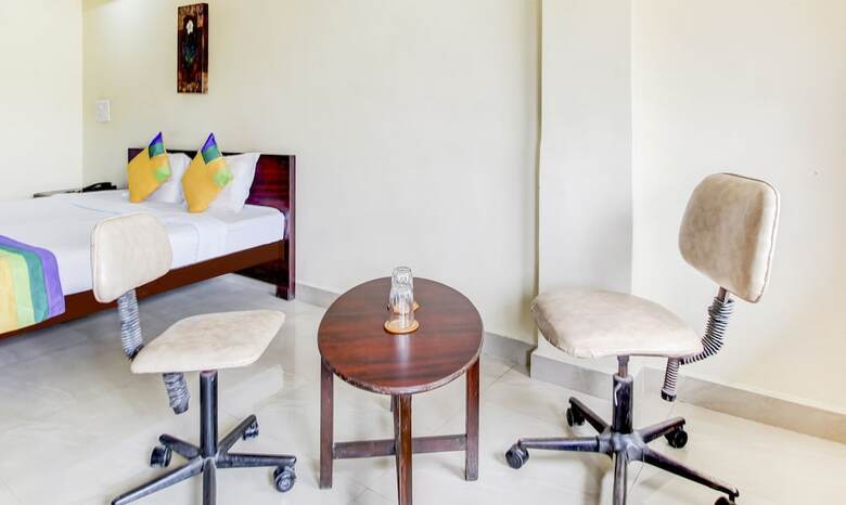 Treebo Trip Hotel Aditya