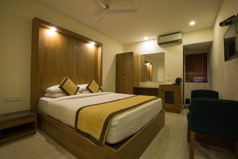 Hotel Tsg Grand