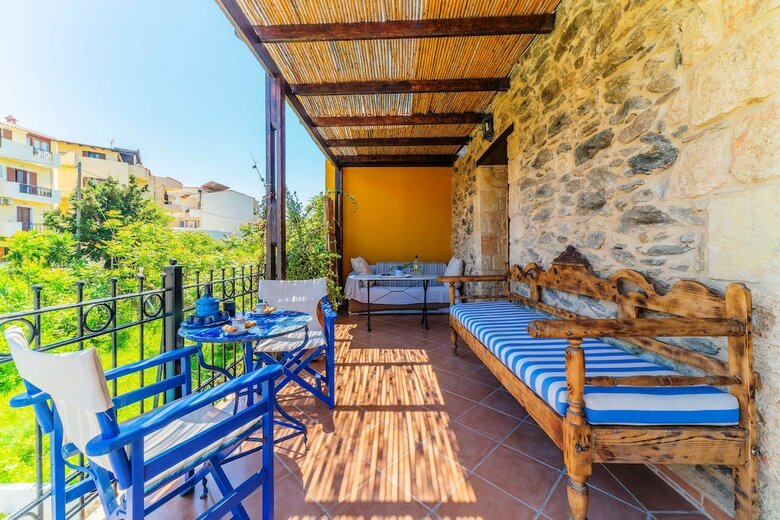 Hotel Idili Traditional House