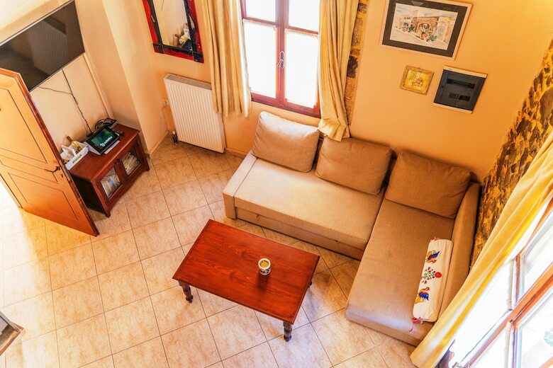 Hotel Idili Traditional House