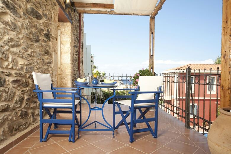 Hotel Idili Traditional House