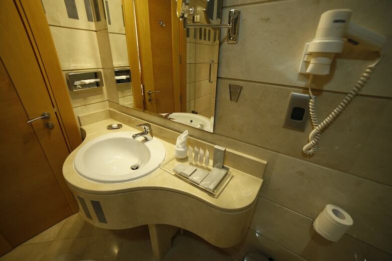 City Seasons Hotel Muscat