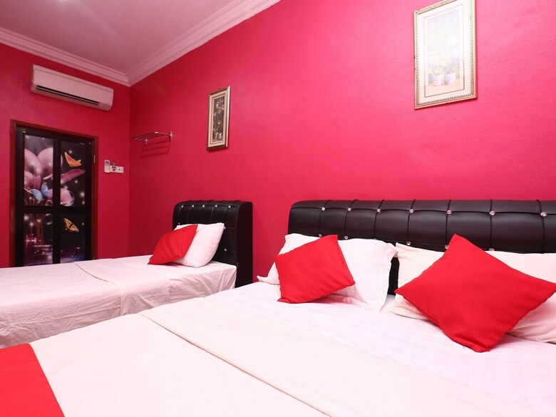 Oyo 89498 Sri Seroja Inn Budget Hotel