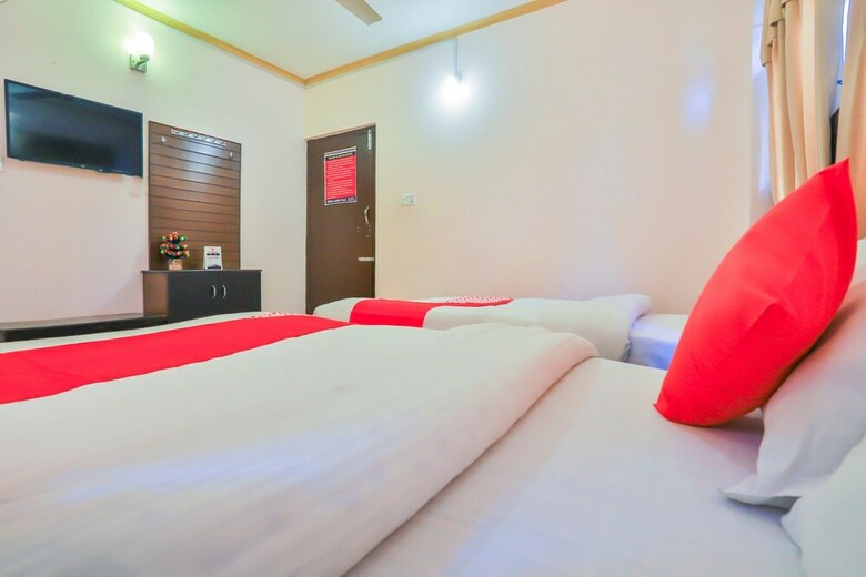 Oyo 647 Hotel Alpine Villa