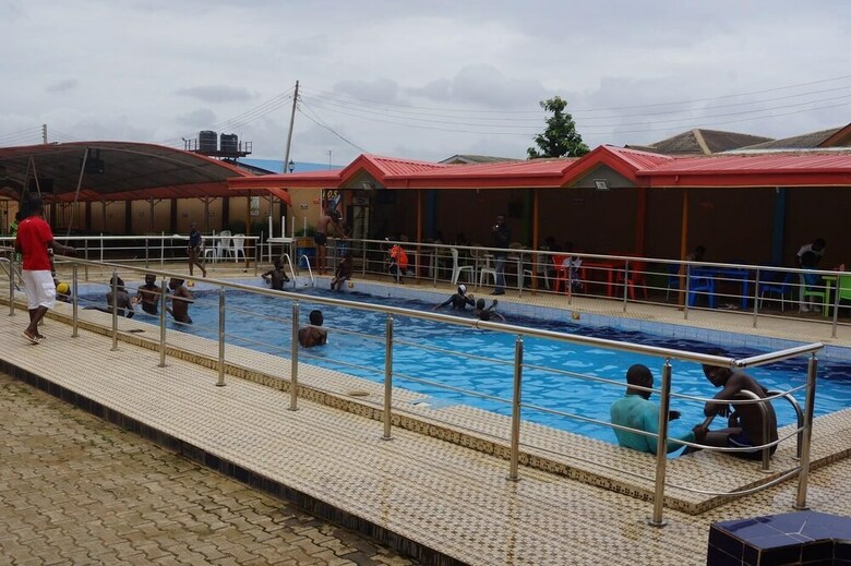 Mokland Hotel And Suites