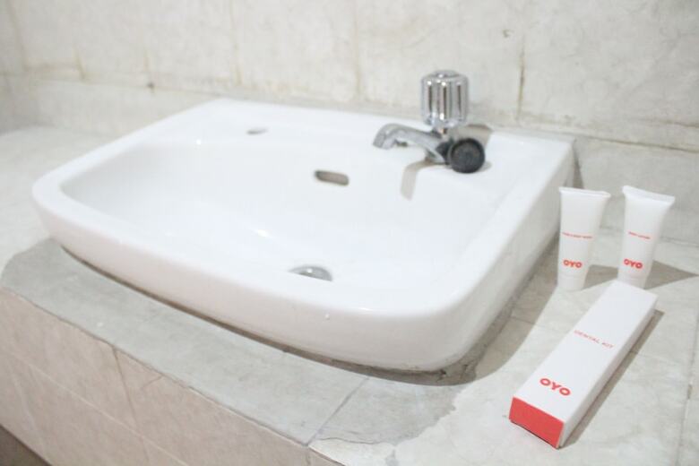 Oyo 1333 Wisata Hotel