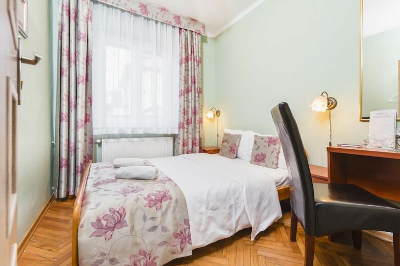 Hostal Hostel Bia?y Dom
