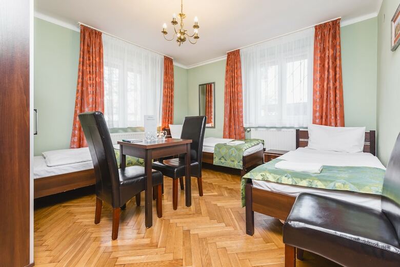 Hostal Hostel Bia?y Dom