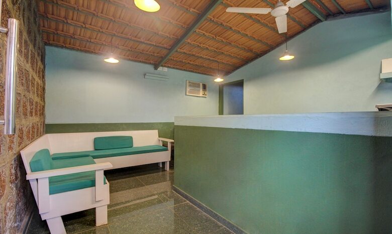 Hotel Treebo Trip Morjim Seaview