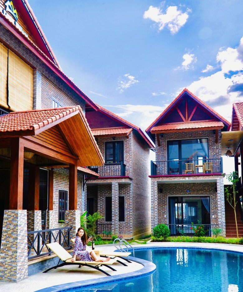 Hotel The Little Village
