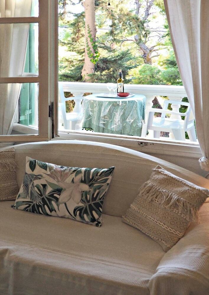 Poros Pine Villa