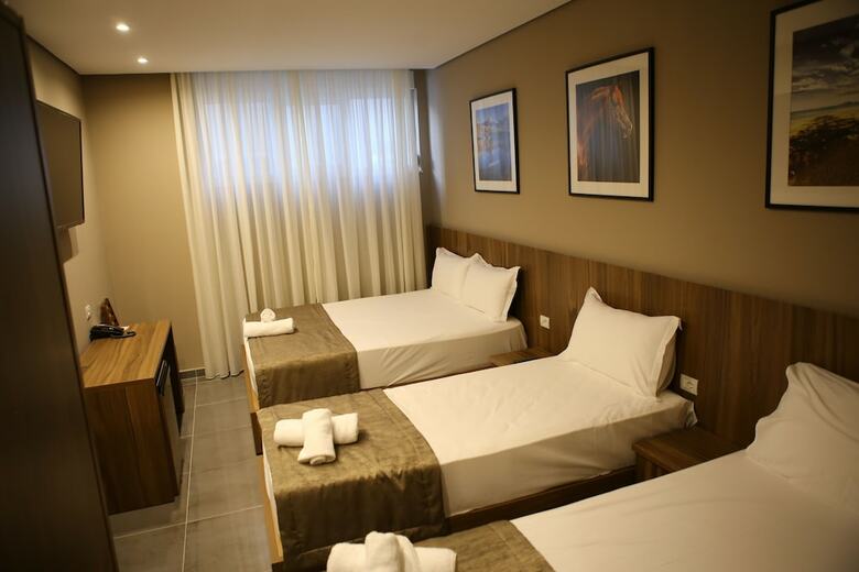 Twin Towers Hotel