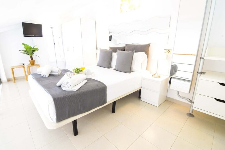 Apartamentos Letmalaga J�bega Loft