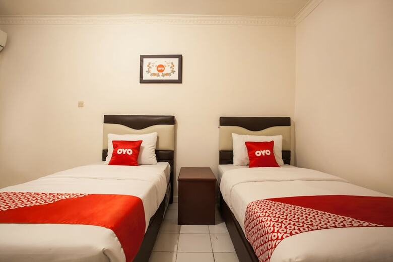 Oyo 1084 Hotel Cirasa Syariah