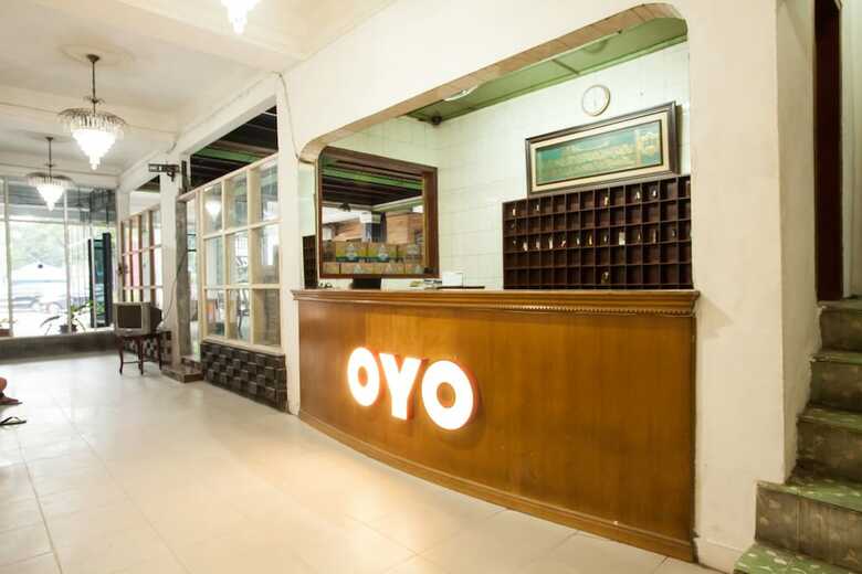 Oyo 1084 Hotel Cirasa Syariah