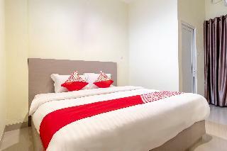 Hostal Oyo 1185 Bukit Toedjoeh Residence Syariah