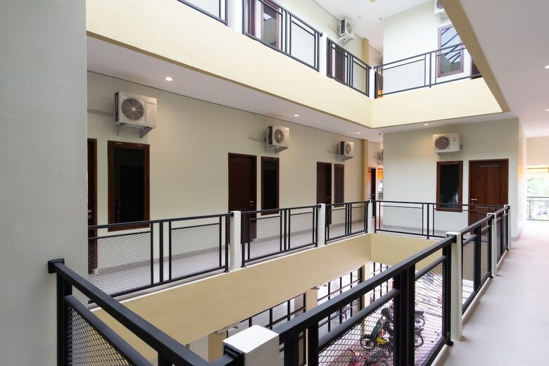 Hostal Oyo 1185 Bukit Toedjoeh Residence Syariah