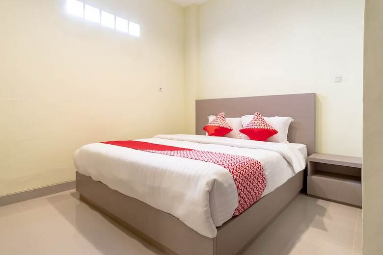 Hostal Oyo 1185 Bukit Toedjoeh Residence Syariah