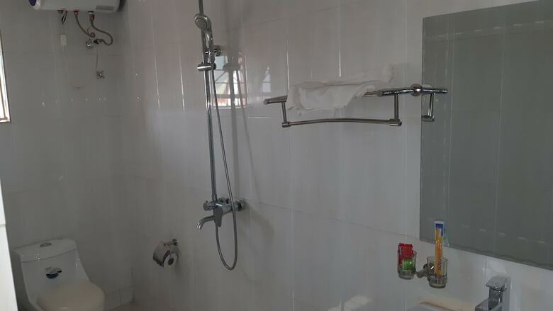 Glorious Hotell & Suites Ltd