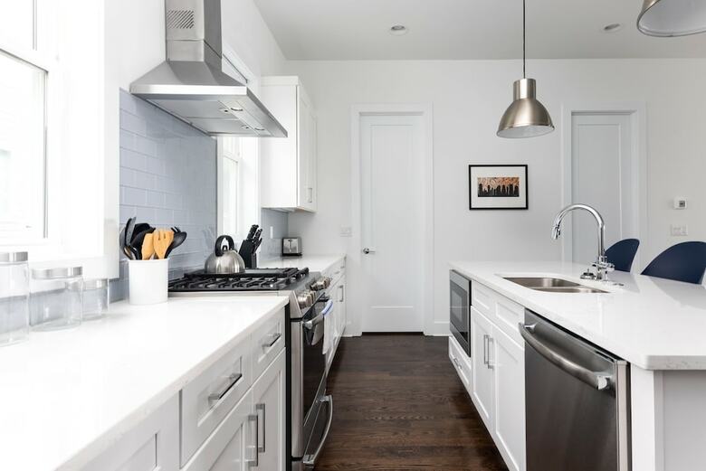 Domio Sylvan Park Spacious 8br 2 Houses
