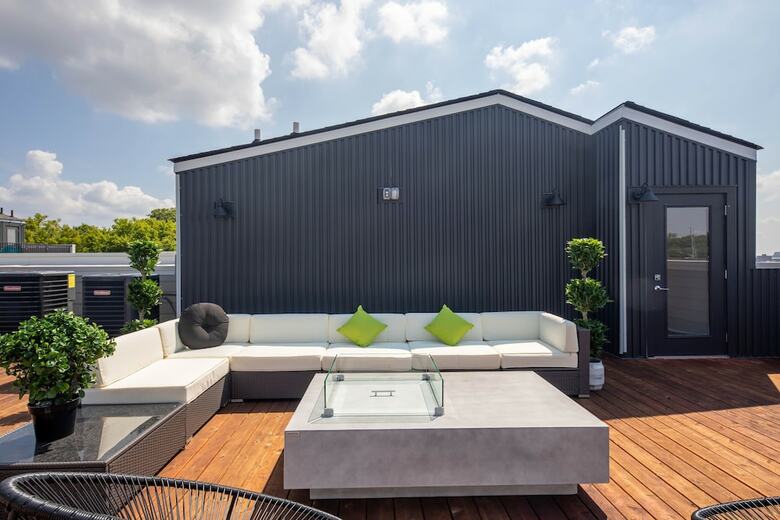 Domio Sylvan Park Spacious 8br 2 Houses