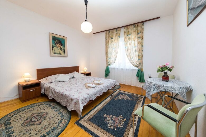 Apartments Raif