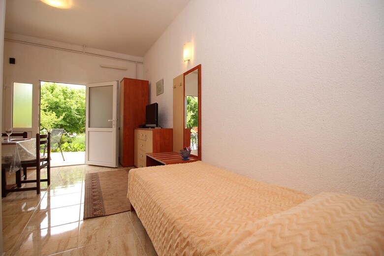 Apartments Ivona 2