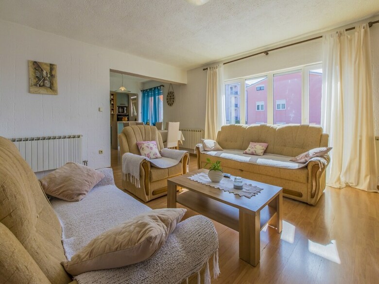 Apartments Ana