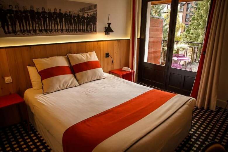 Hotel Mir