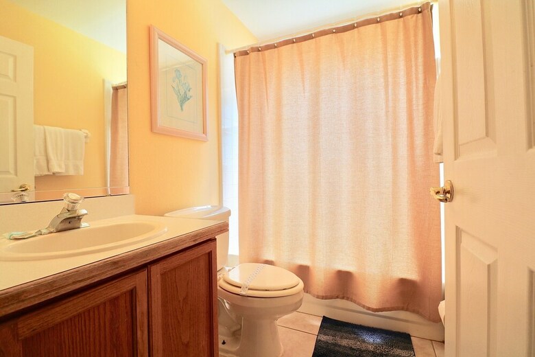 Neat & Tidy Escape W/ Quiet Private Pool
