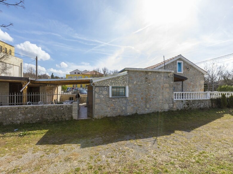 House Casa Pietra