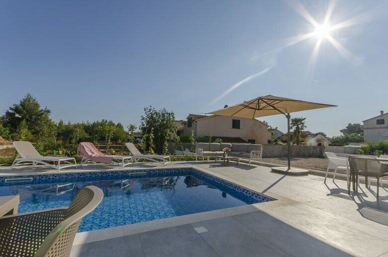 Villa Apartments Adriana II