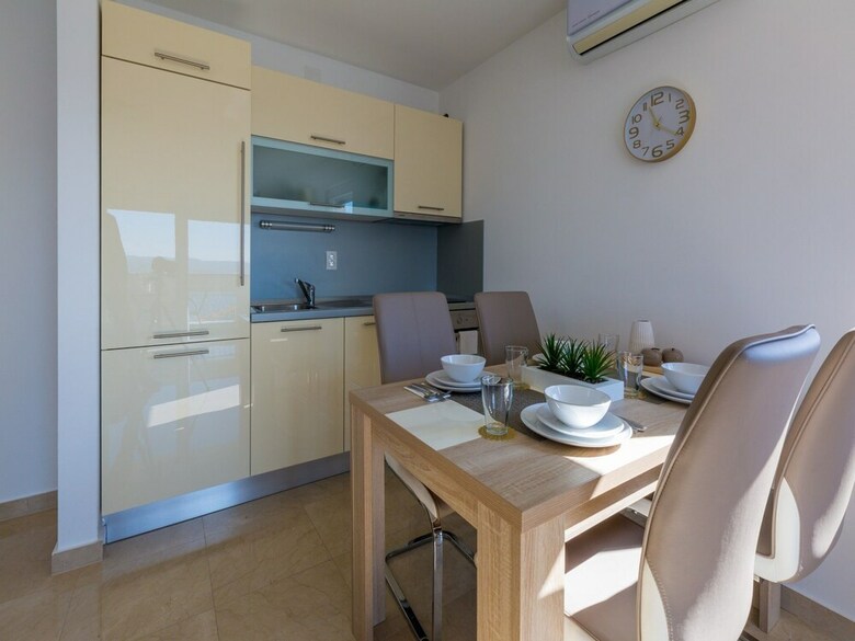 Apartments Livaya