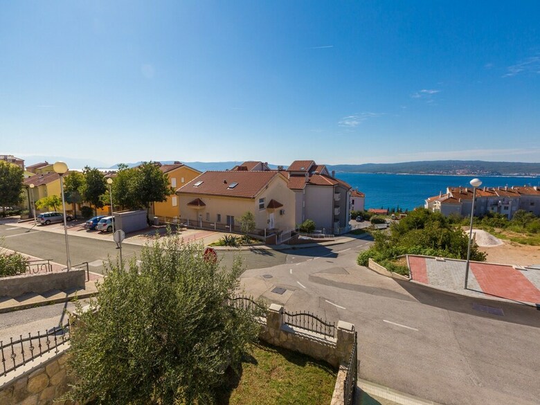 Apartments Livaya
