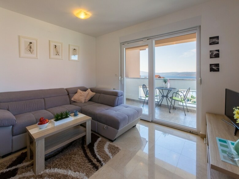 Apartments Livaya