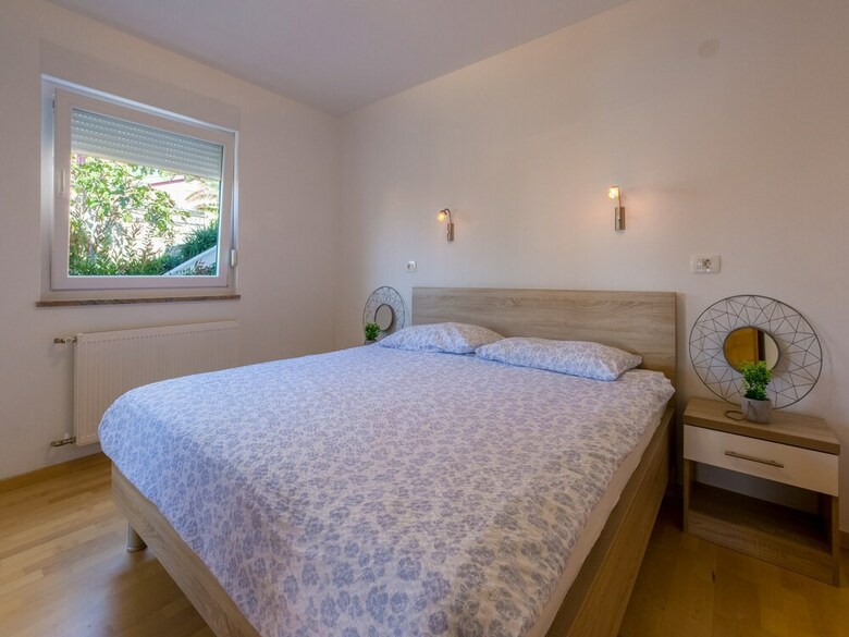 Apartments Livaya