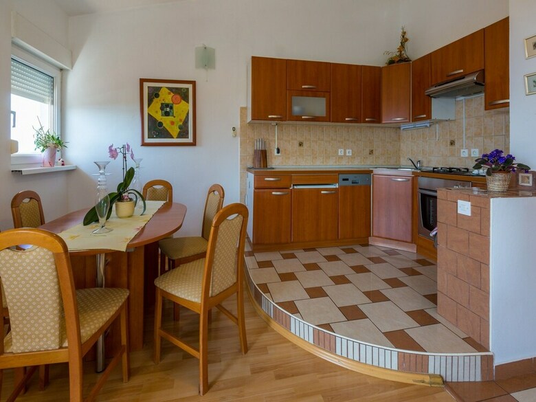 Apartments Ani