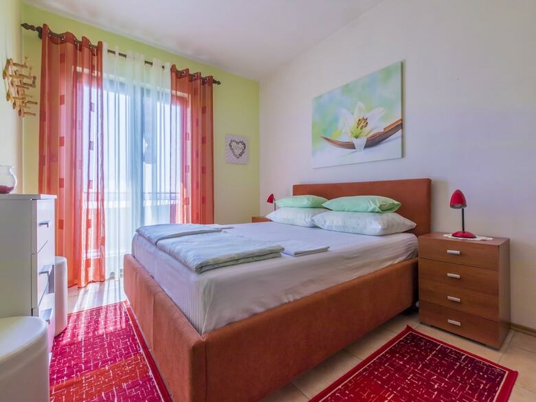 Apartments Dragica