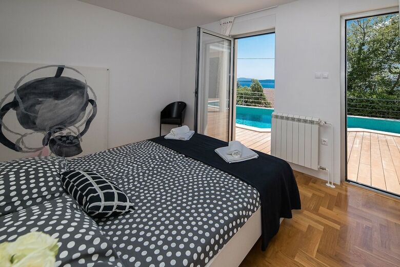 House Villa Jely