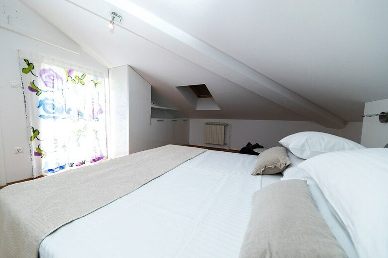 House Villa Jely