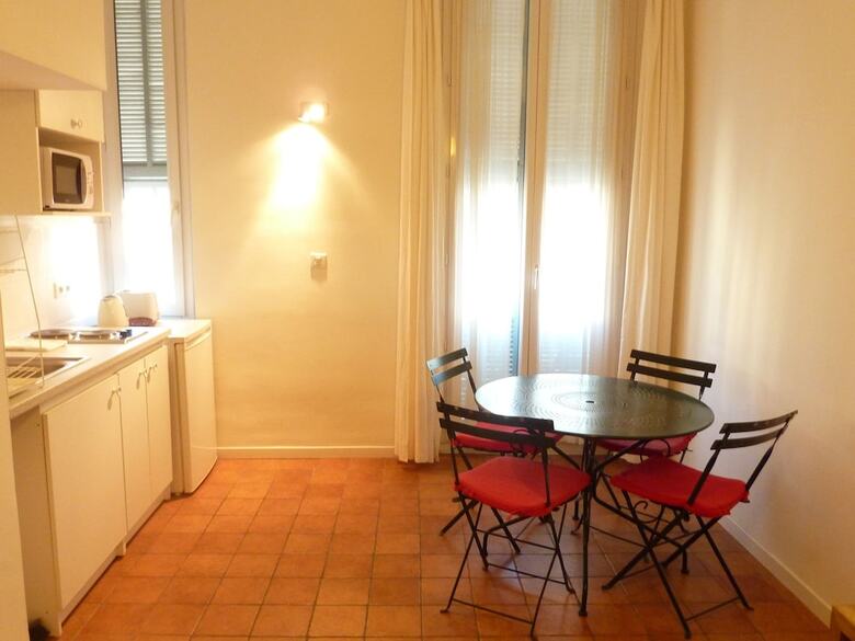 Apartamento Studios Flor�al