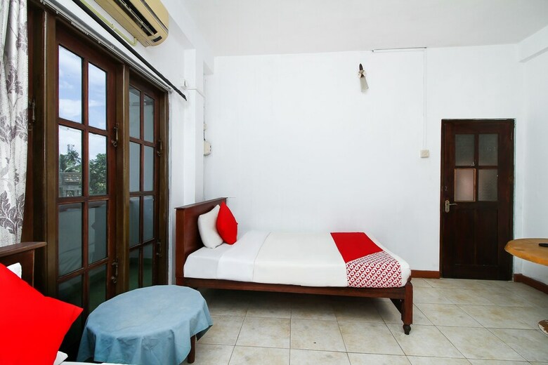 Hotel Oyo 336 Airport Residencies