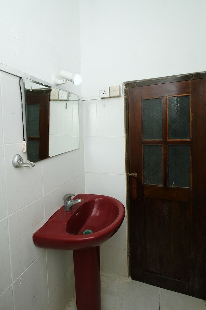 Hotel Oyo 336 Airport Residencies