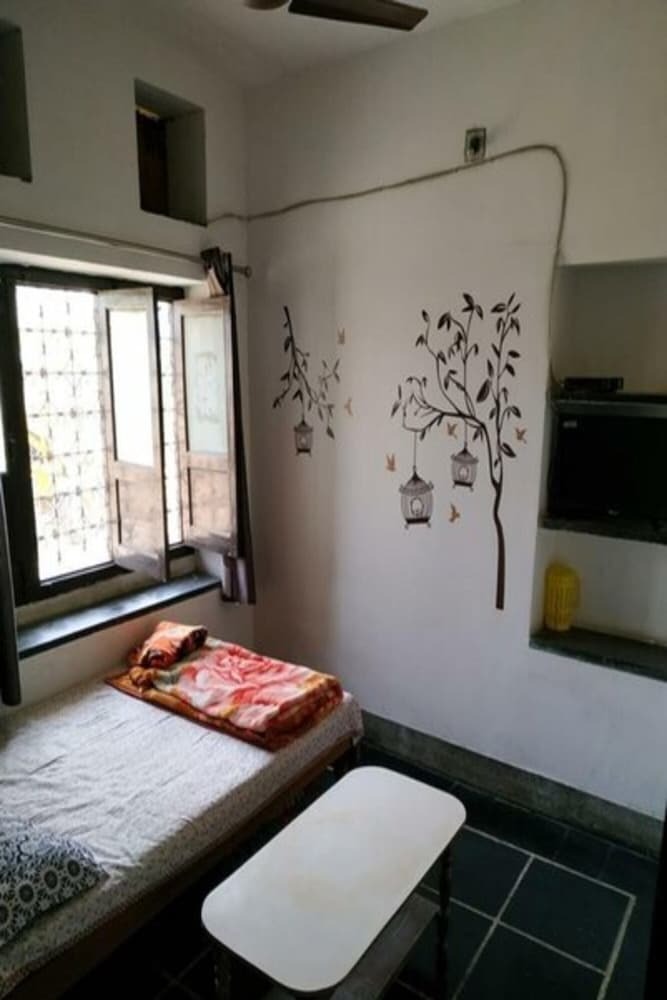 Hotel Sky Blue Guest House