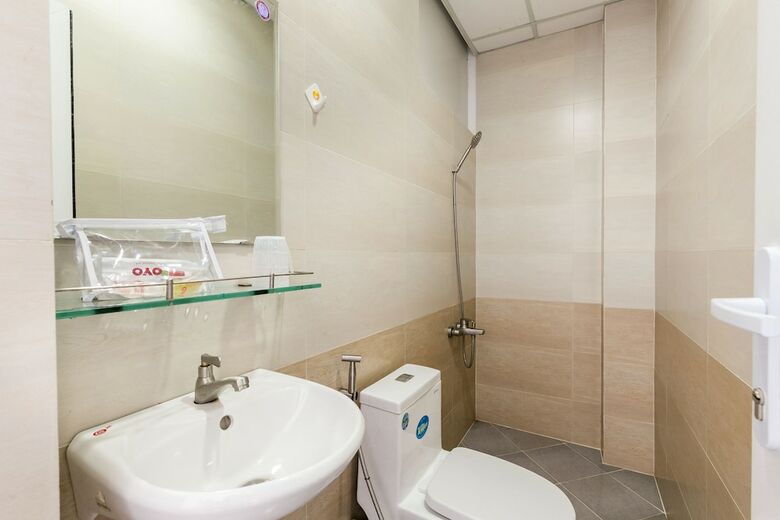 Oyo 409  Vinh Phu Gia Hotel
