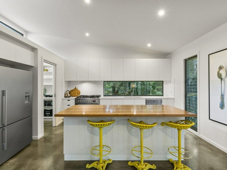 Hidden Escape Free Wifi & Foxtel Surfside Pet Friendly