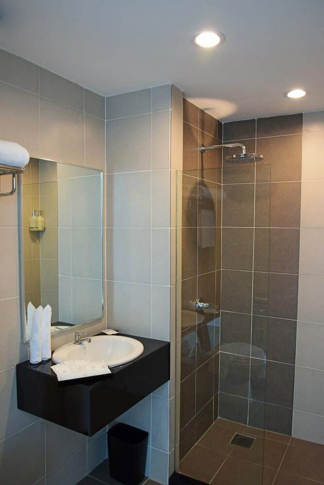 Hotel Avi Pangkor Beach Resort