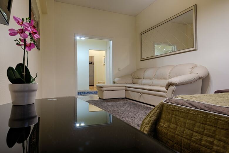 Aparthotel Home Apart 3