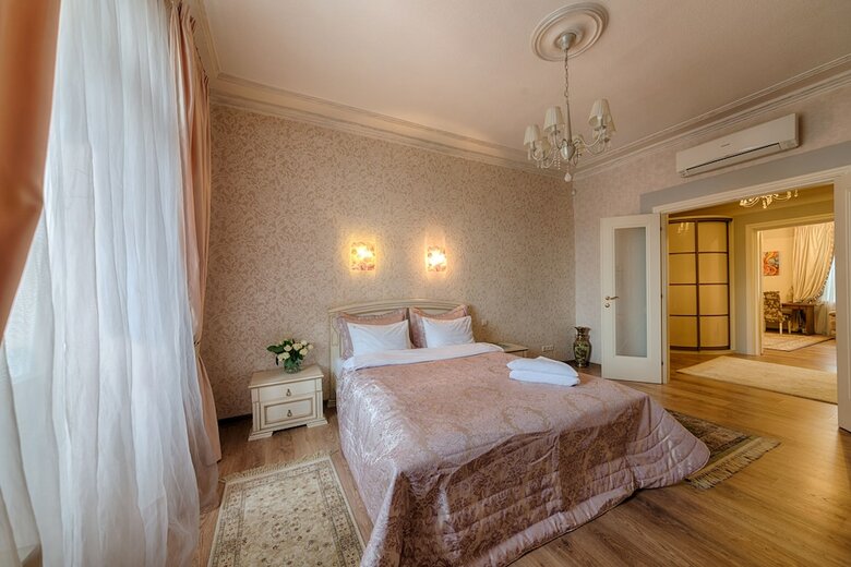 Aparthotel Home Apart 3