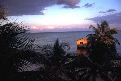 Hotel Seven Seas Resort